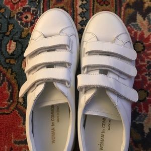 Common Projects Woman shoes